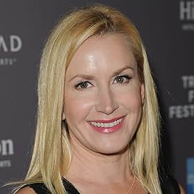 Angela Kinsey