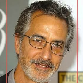 David Strathairn