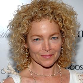 Amy Irving