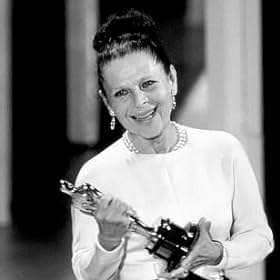 Ruth Gordon